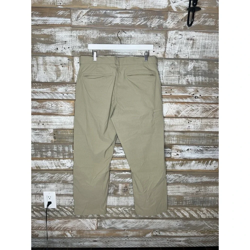 UB‎ Tech mens hiking/outdoor classic fit tan pants 34x30